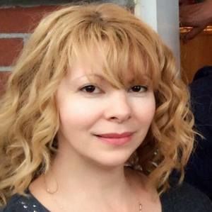 Meet your Posher, Angela